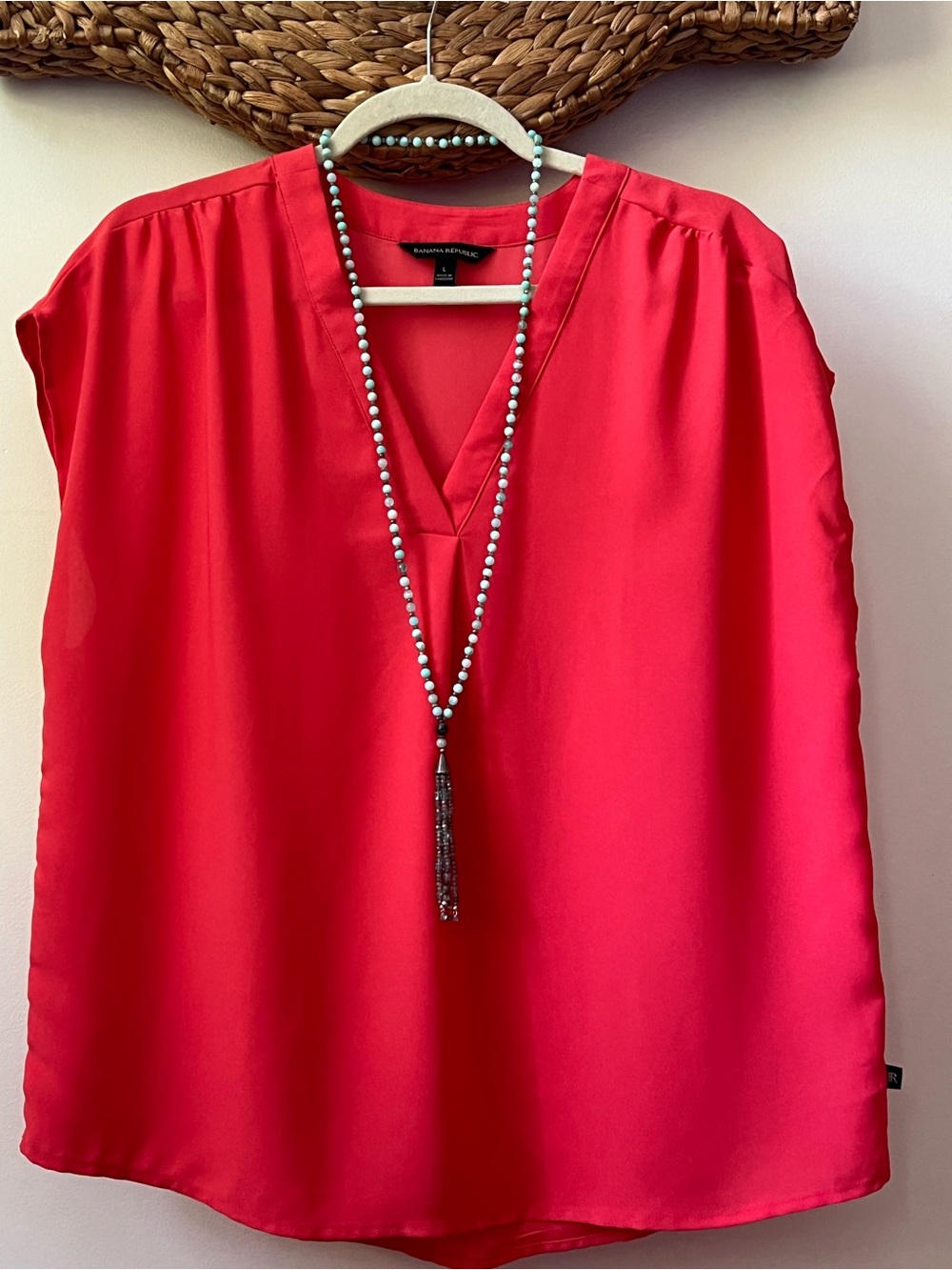 Banana Republic Coral Pink V Neck Draped Blouse Top L